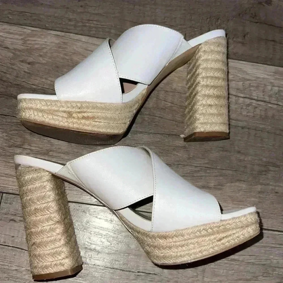 Charles David Heel Mules size 8 1/2 - Picture 3 of 4